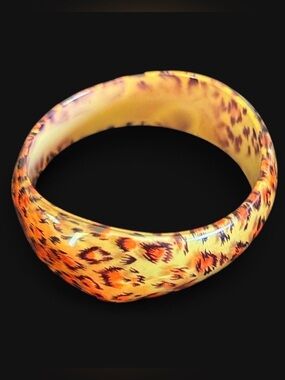Leopard Print Sculptural Bangle Bracelet Irregular Modernist Acrylic Resin